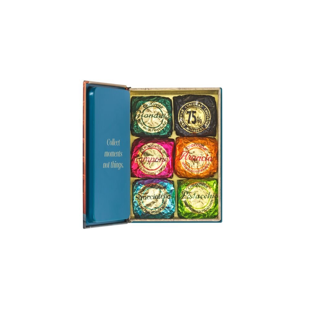 ②ベンチ　MARUICHI Novel　マルイチ ノベル New York mini book gift set: assorted Chocoviar chocolates, 119 g
